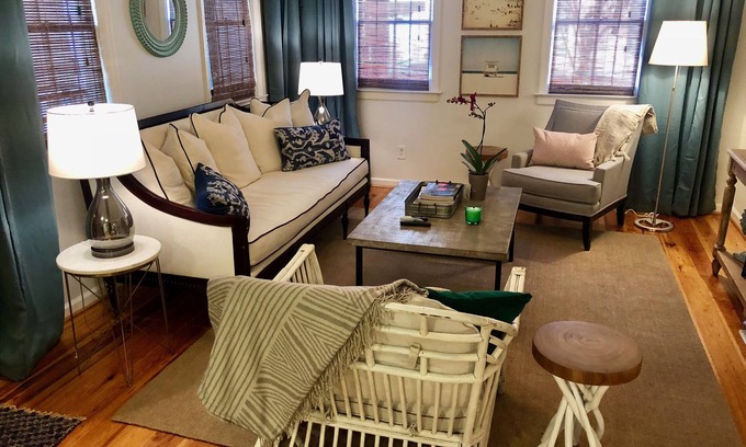 Downtown Charleston Apartment | Walk to Everything Upper King! Off street parking and washer/dryer!