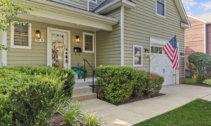 Homewood House | Walk to Navy Memorial Stadium! Visit your USNA Midshipman