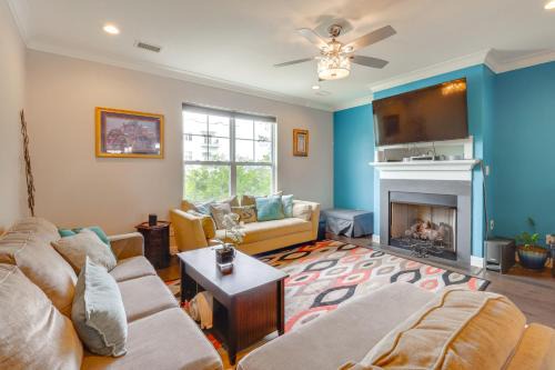 Northeast Virginia Beach House | Walk to Ocean Group Getaway in Virginia Beach!