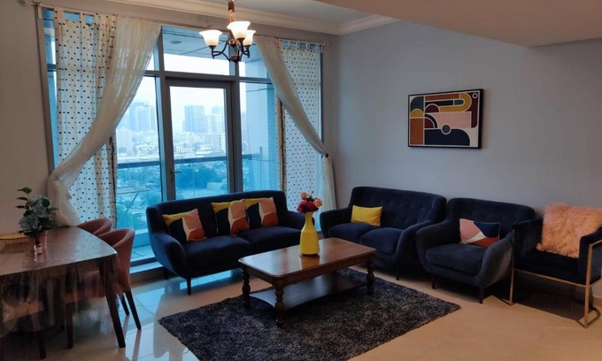 Rumailah Apartment | Walk to the Beach, Charming 3-Bedroom Home in Ajman Corniche Residences