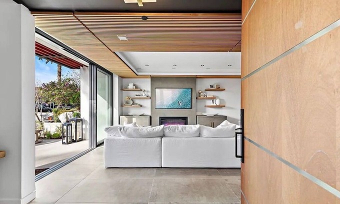 Corona del Mar House | Walkers Paradise in CDM