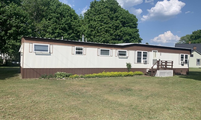Grand Marais House | Walking distance to beaches and downtown