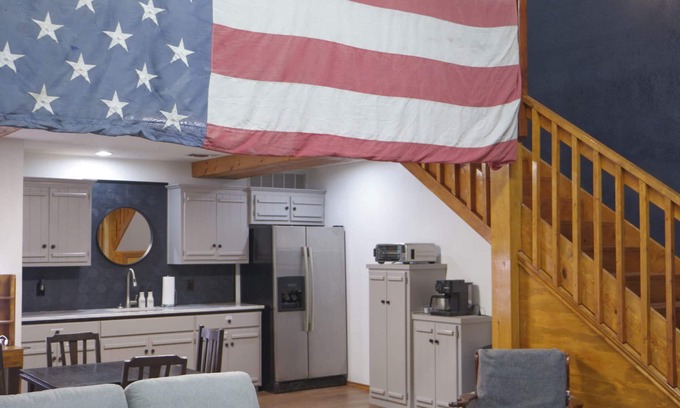 Canyon Apartment | Walking distance to Bar-Z winery, beautiful view of canyon