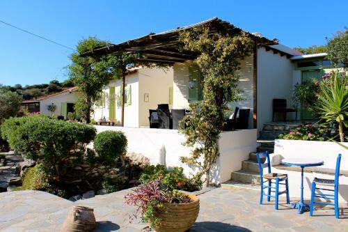 Kithira House | Walnut Tree Farm