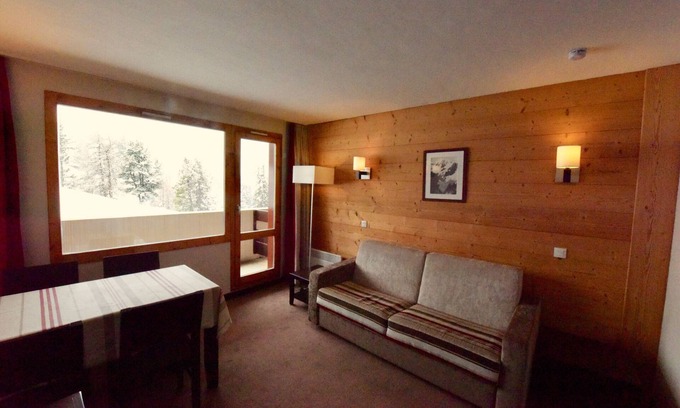 Belle Plagne Apartment | Warm 2 rooms, 4 people in Belle-Plagne (Alt: 2050m)
