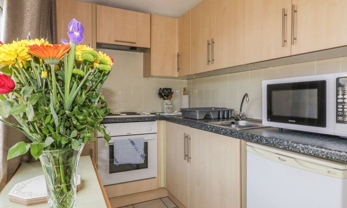 Treator Cottage | Warren Cove