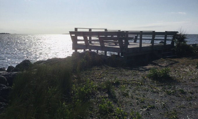 Cedar Island House | Watch the sun rise from this waterfront home.