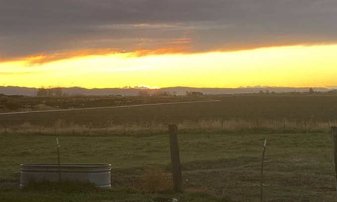Kuna Other | Watch the sunrise and sunset in a large country space.