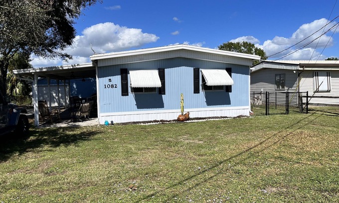 Buckhead Ridge House | Water Front/Lake Okeechobee Access in Buckhead Ridge