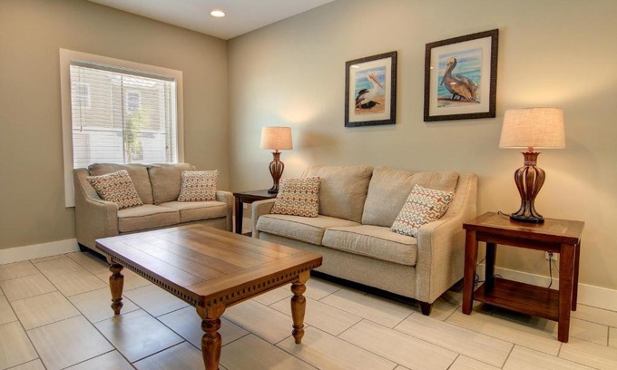 Corpus Christi House | Water Park Villas TWPV306K Townhouse