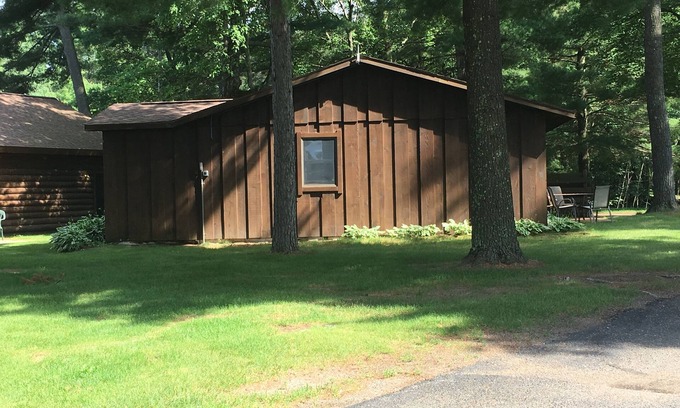 Tomahawk Cottage | Waterfront 2 Bedroom Cottage on Beautiful Lake Nokomis, Tomahawk, WI