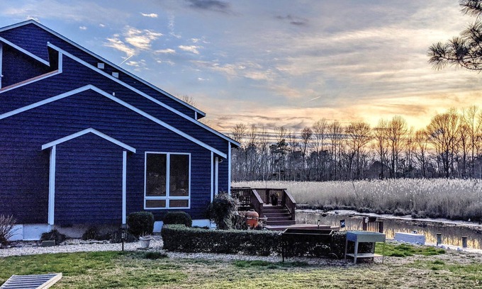 Bishopville Apartment | Waterfront Apartment with Boat Slip Minutes From Ocean City, MD Beach