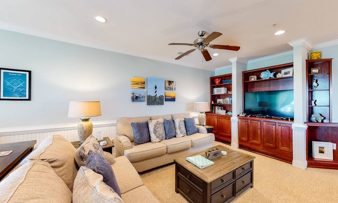 Hatteras Condo | Waterfront Condo w/Free WiFi, Central AC, Private Washer/Dryer, Shared Pool