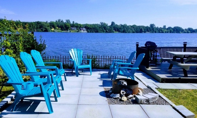 Cherry Valley Cottage | Waterfront East Lake Cottage Sandbanks Area