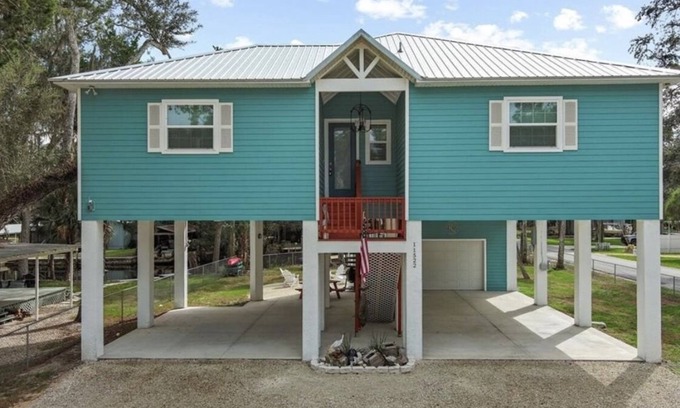 Homosassa House | Waterfront Home In Quiet Old Homosassa