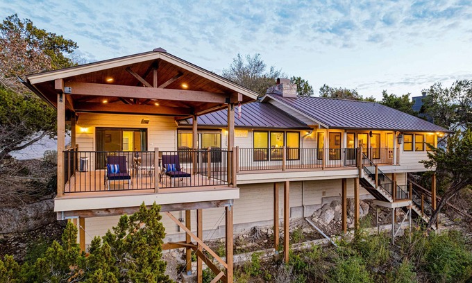 Lakeway House | Waterfront Home on Lake Travis