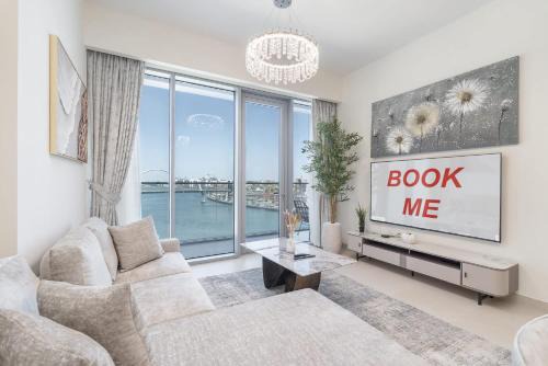 Al Safa Apartment | Waterfront Living with a Spacious Layout