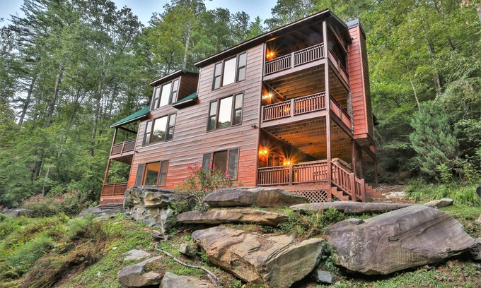 Ellijay Cabin | Waterfront Lodge - The Trout Trap: Your Ultimate Riverfront Escape in Ellijay