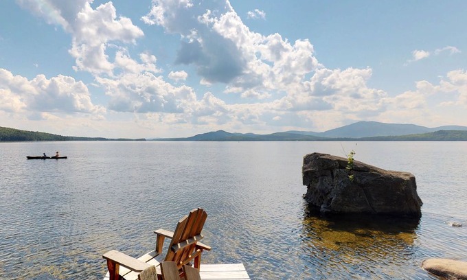 Greenville Cabin | Waterfront log cabin on Moosehead Lake w/dock, kayaks & views