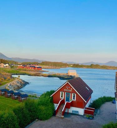 Bud House | Waterfront Rorbu - By the Beach