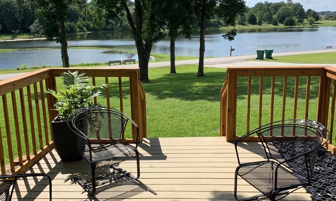 Montgomery House | Waterfront Vacation home - Heart of Lake Conroe, close in to all the action!