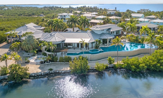 Summerland Key House | Waterfront villa with pool, outdoor areas, home gym, & fillet station