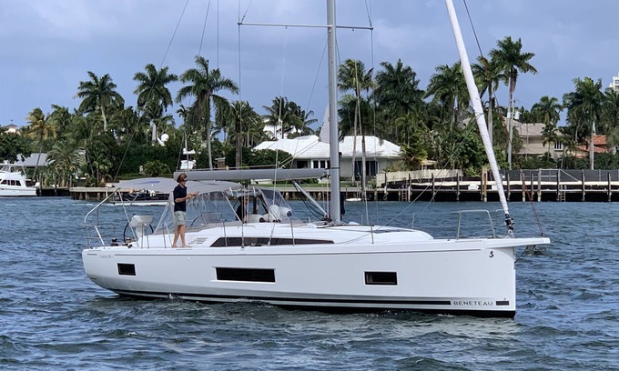 Annapolis Boat Rental | Waterfront Yacht Life!