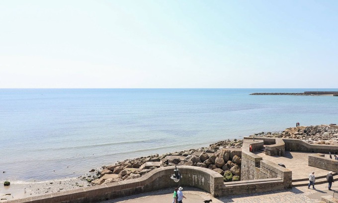 Lyme Regis Cottage | WATERSMEET, family friendly, luxury holiday cottage in Lyme Regis