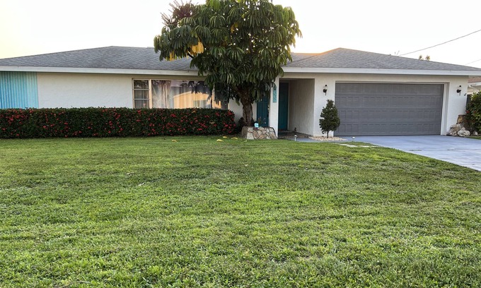 Lochmoor Waterway Estates House | Waterway Retreat- Gulf Access | Pool | Sunsets