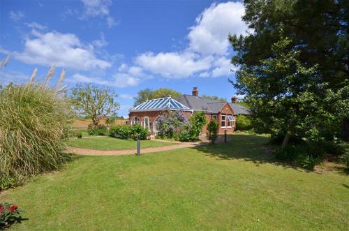 Holme House | Waxwings