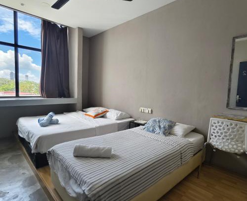 Downtown George Town House | Wayton Cottage