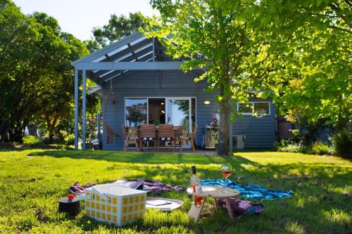 Daylesford House | Wayward Cottage