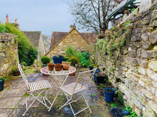Bradford-on-Avon House | Weaver's Cottage @ Number 10