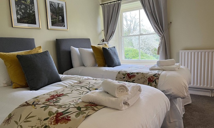 Alston House | Weddings, Parties & Events - Hot Tub, Games Room - Lovelady Shield Hotel