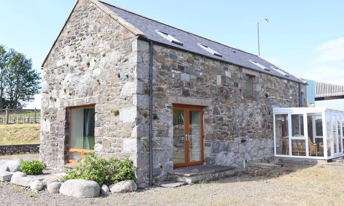 Kirkcudbright Cottage | Wee Newton - a house that sleeps 6 guests in 2 bedrooms