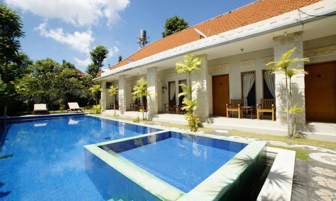 Dewi Sri House | Weekly Deal for Staying in Legian, Swimming Pool Available