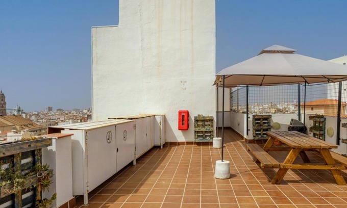 El Ejido Apartment | Wehost La Merced Centro