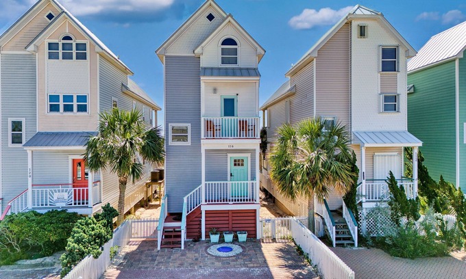 East End House | Welcome to Aboard the Katie Leigh!