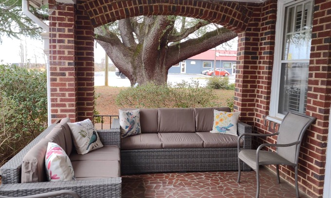 Pickens House | Welcome To Downtown Pickens close to Clemson and Lake Keowee