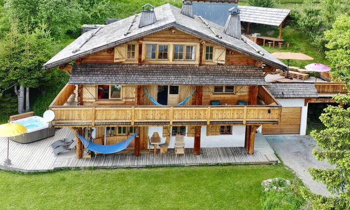 Manigod Ski Chalet | Welcome to Kookaboora chalet “High Quality Environnemental” very confortable