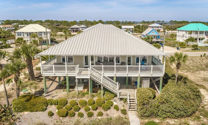 St. George Island House | Welcome to Salty Dawg!