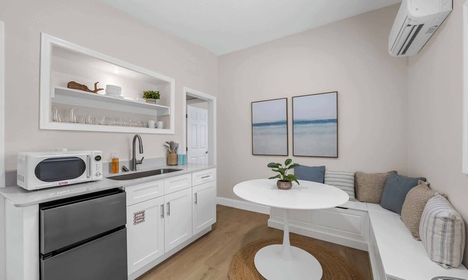 Cocoa Beach Apartment | Welcome to The Drift – Your Laid-Back Beach Escape in Cocoa Beach!