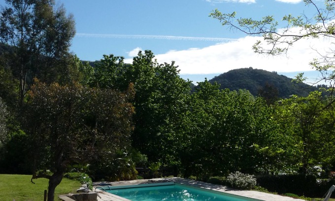 Pont-de-Labeaume Cottage | Welcome To The Domaine De Cortenzo