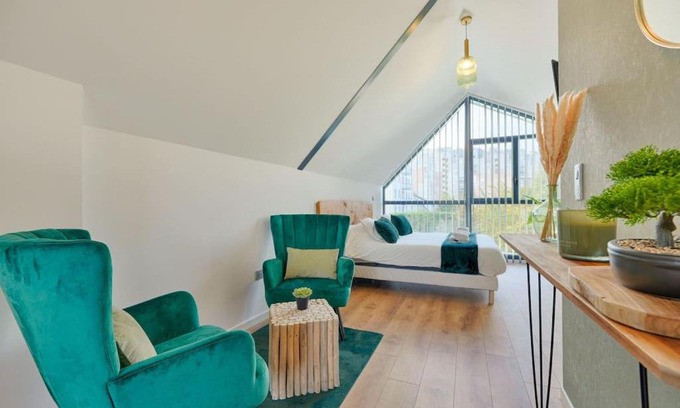 Alfortville Apartment | Welcome to the Verde