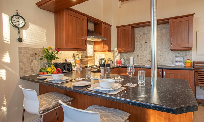 Halifax Apartment | Welcome to your comfortable new home from home in Halifax!