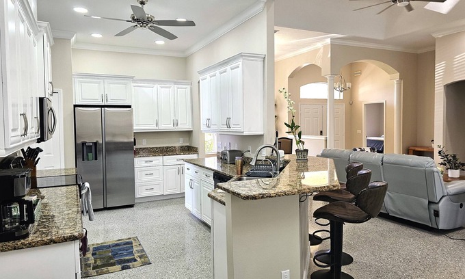 Port Charlotte House | Welcome to your dream pool home in Port Charlotte!