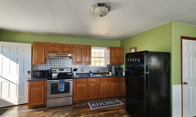 Dandridge Apartment | Welcoming apartment near Lake Douglas with boat parking available
