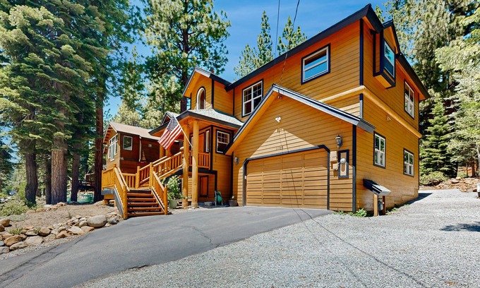 Kings Beach House | Welcoming house with hot tub, expansive deck + free wifi