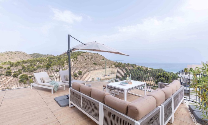 Villajoyosa Apartment | Well furnished penthouse with communal pool in Villajoyosa, Costa Blanca, Spain for 6 persons