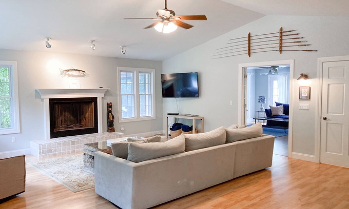 Harbert House | Well-kept home with private outdoor pool, free WiFi, and pool table